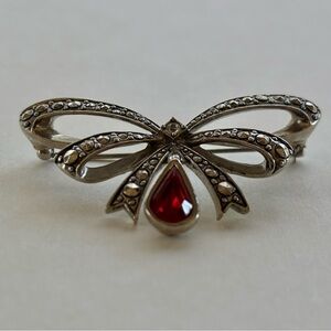 Vintage Avon Double Bow Dangling Red Rhinestone Marcasite Silver Tone Brooch Pin